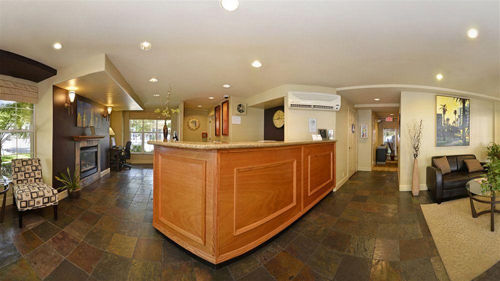 Off Capitol Park, Ascend Collection Hotel 3*
